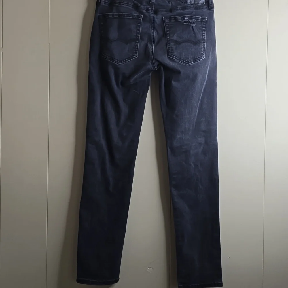 Distressed Gray Women Jeans American Eagle Outditters 28x30 - Picture 7 of 7